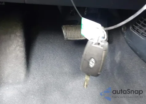 2021 Hyundai Venue Sel from USA, damaged, VIN KMHRC8A30MU106321